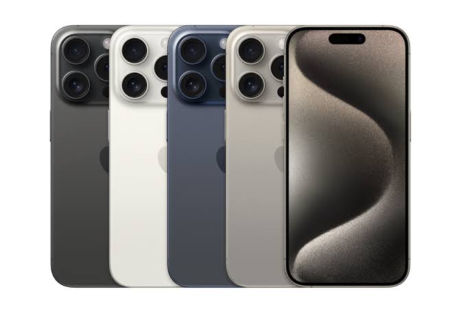 Novo iPhone 15 Pro Max - Tecnologia de Ponta e Design Inovador